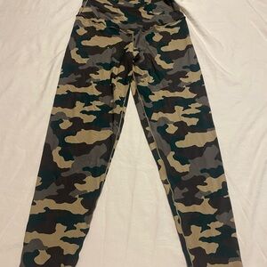 Aerie Camo Print Leggings